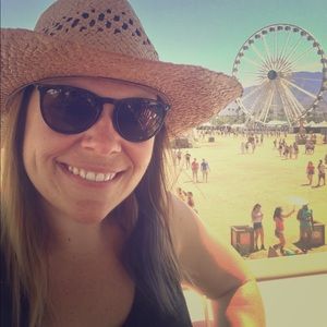 Meet your Posher, Julie